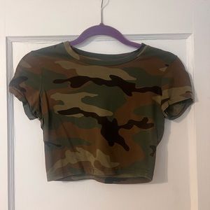 TNA army crop tee